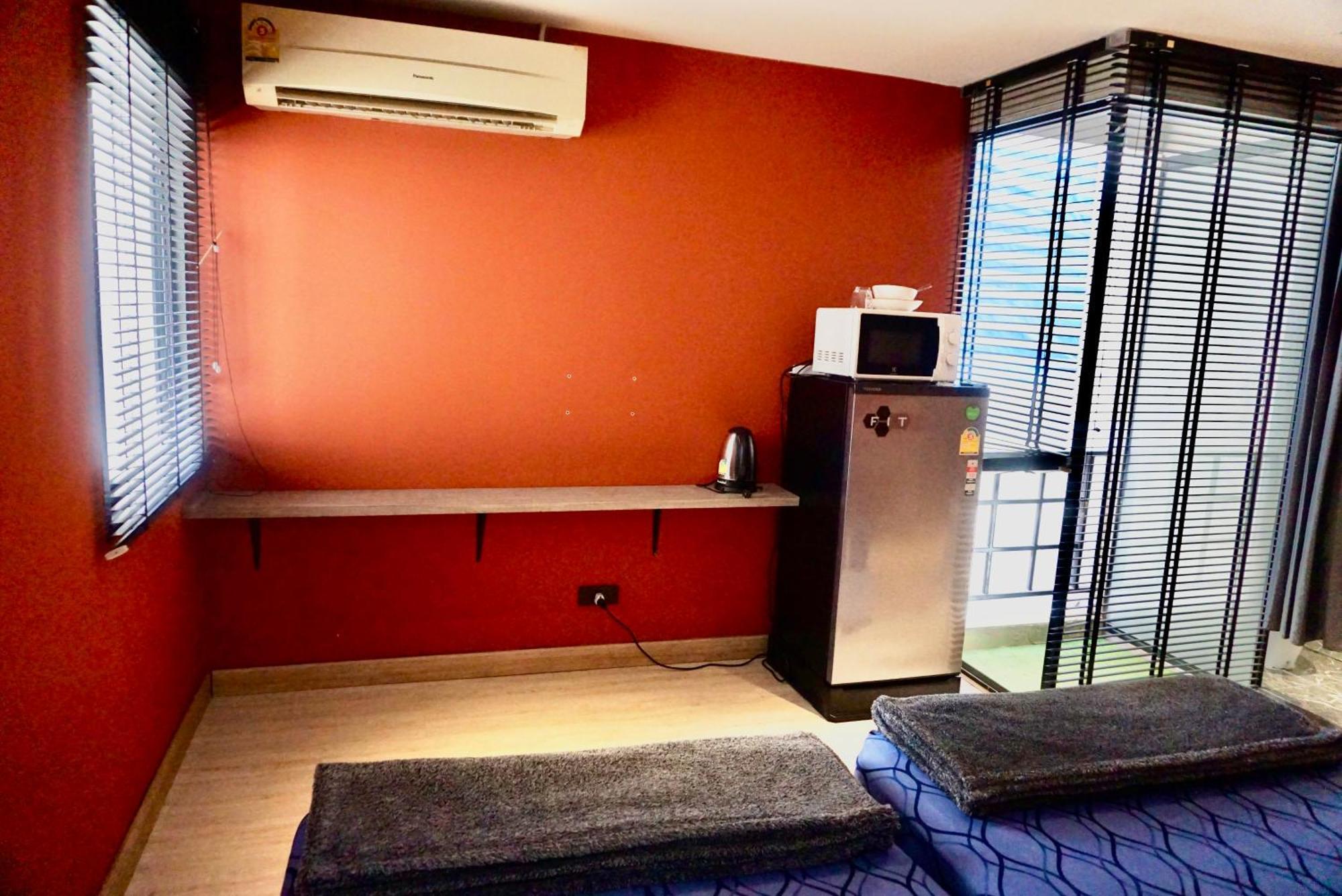 Silom Soi 3 Hash Apartment Hip And Funky With Rooftop View Banguecoque Exterior foto