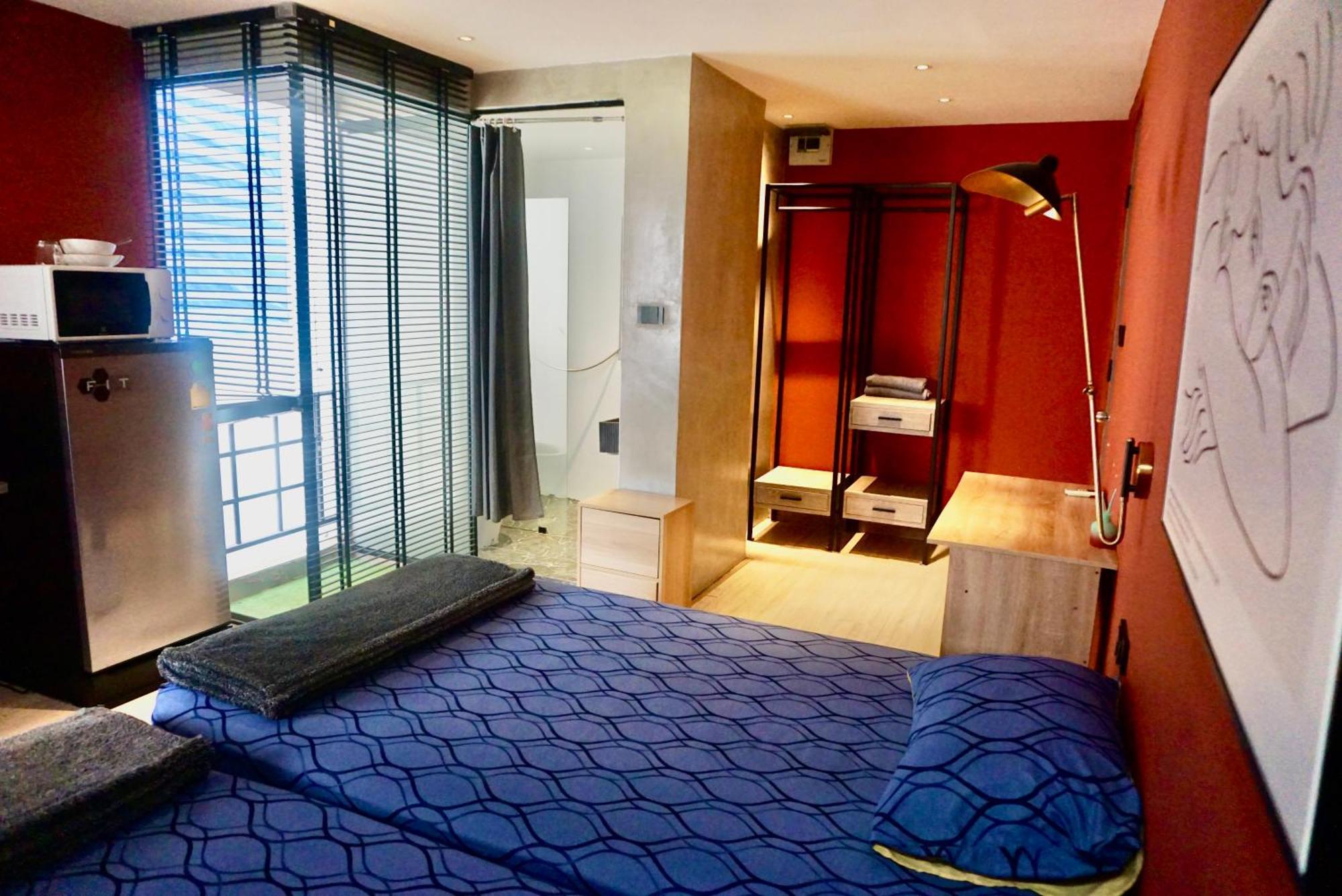 Silom Soi 3 Hash Apartment Hip And Funky With Rooftop View Banguecoque Exterior foto